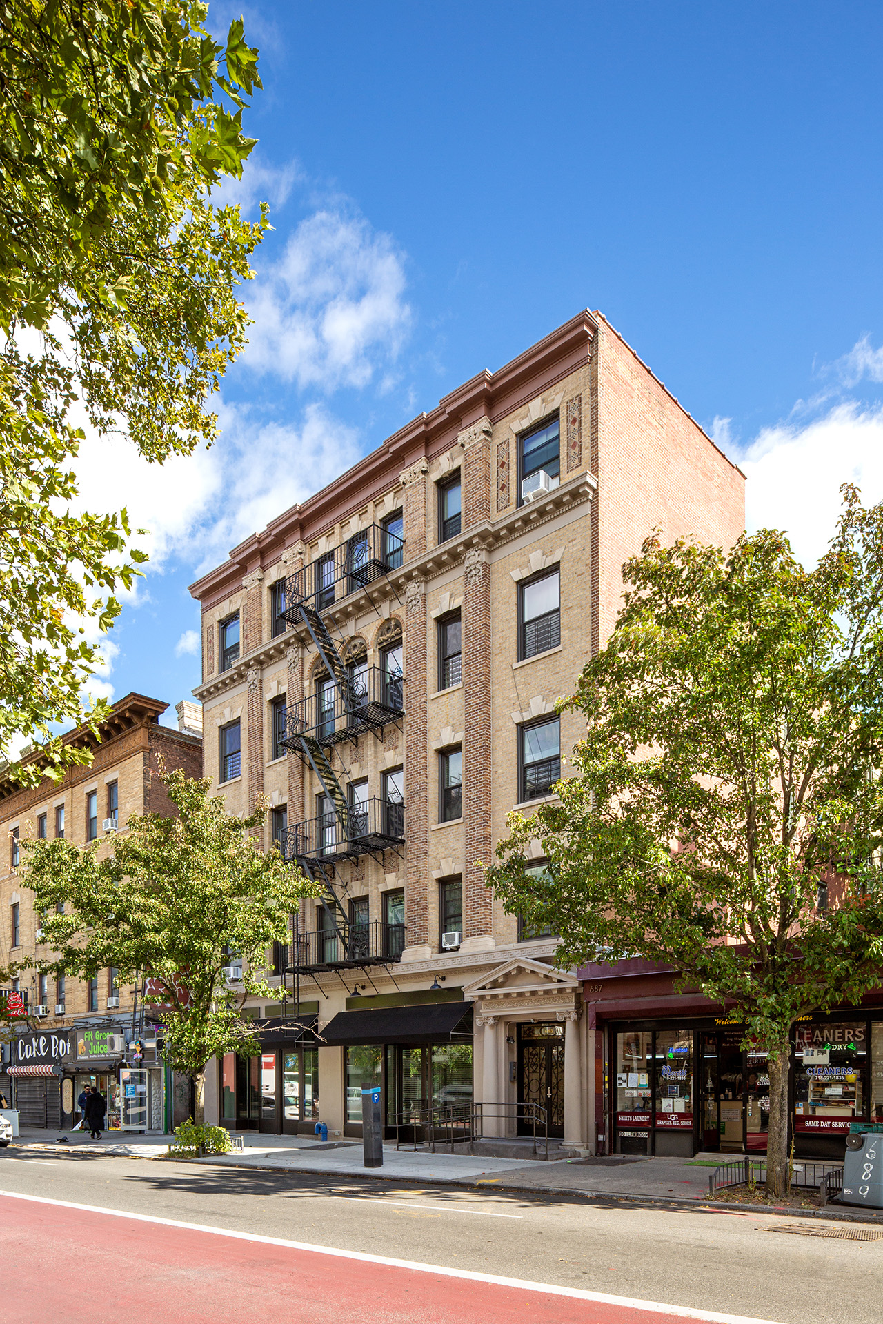685 Nostrand Ave_00_Ext Perspective
