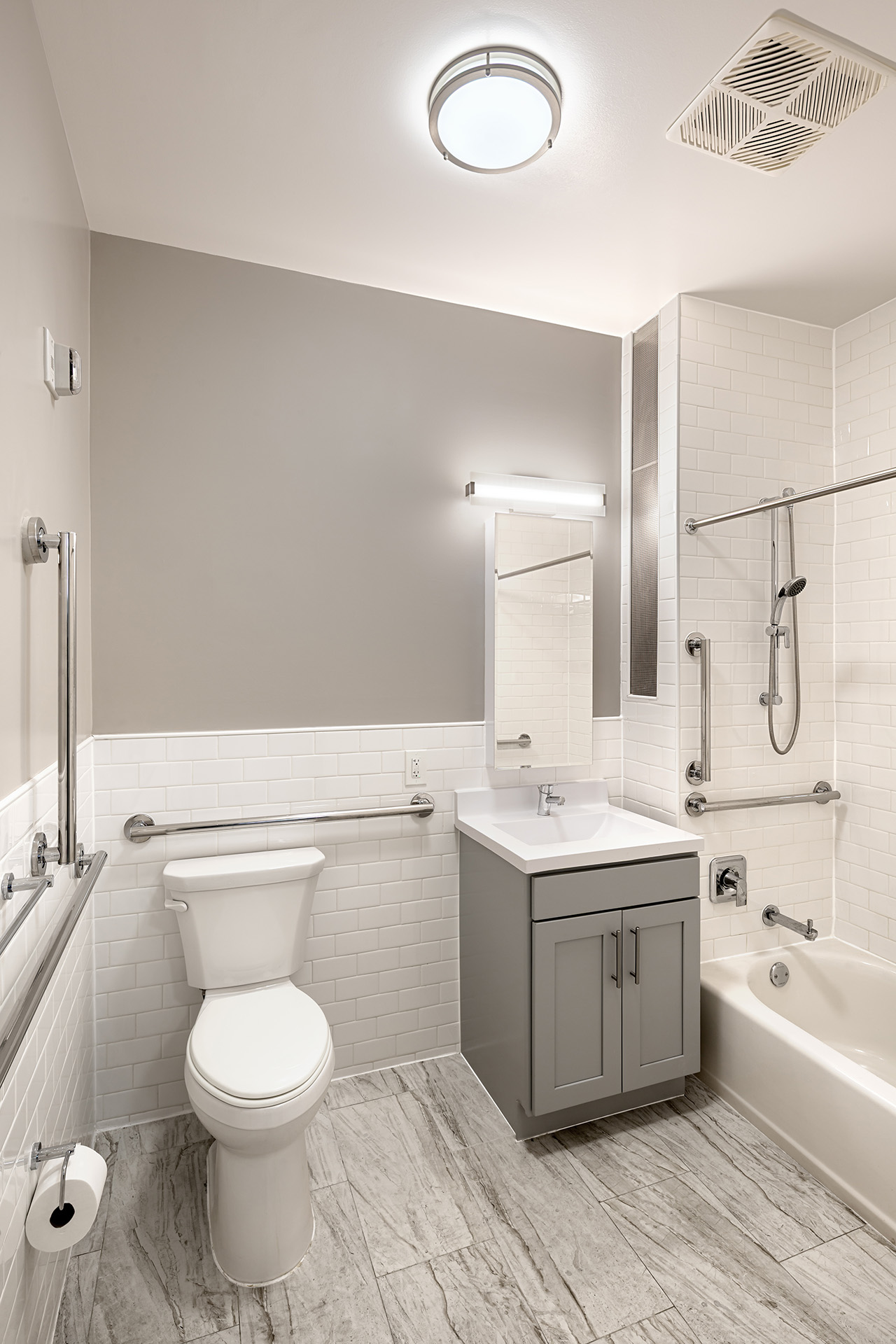 685 Nostrand Ave_Int Unit Bathroom
